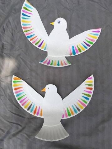 paper plate doves