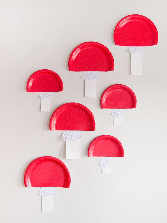 paper plate mushroom